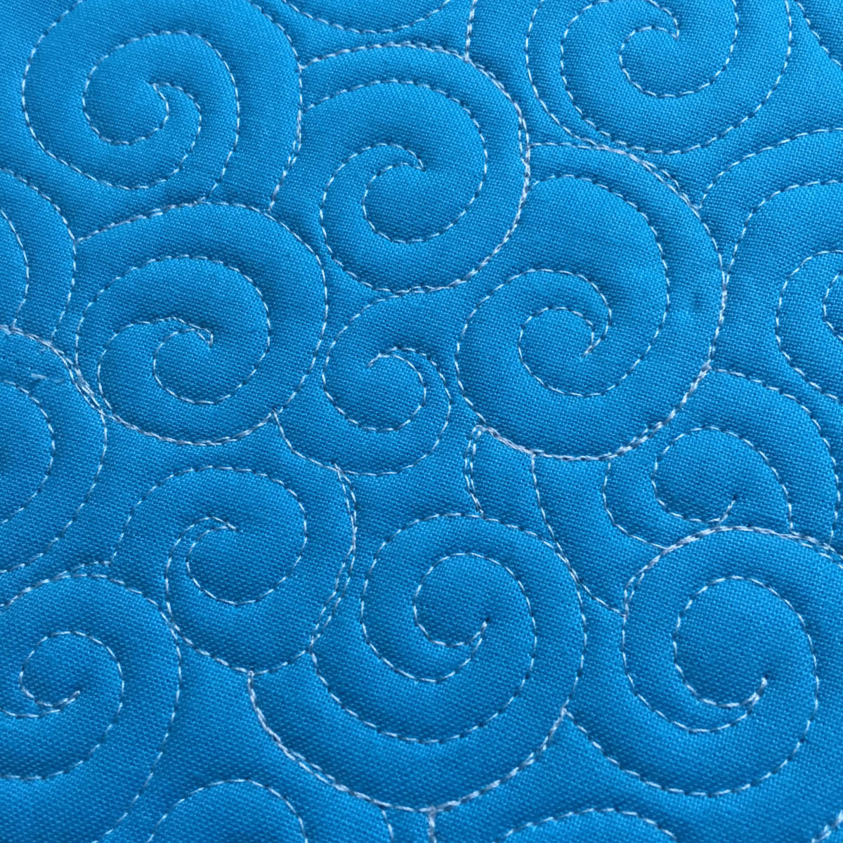 weallsew how to free motion quilt swirl designs