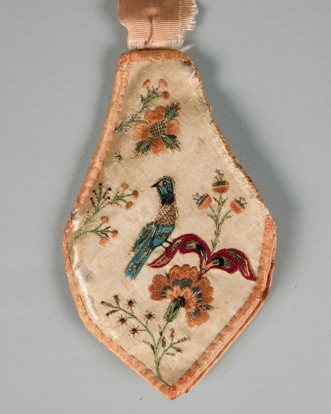 martha-washington-needle-book-3.jpg
