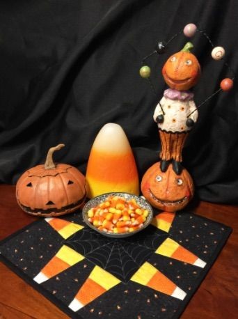 Candy Corn Mini Quilt